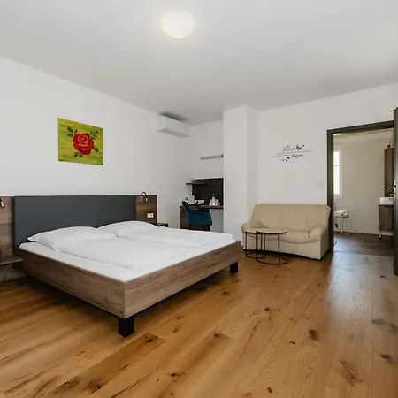 Rebenlandhof Gasthof 4*