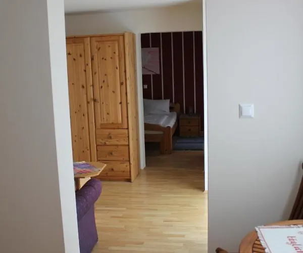 Rebenlandhof بيت ريفي 4*