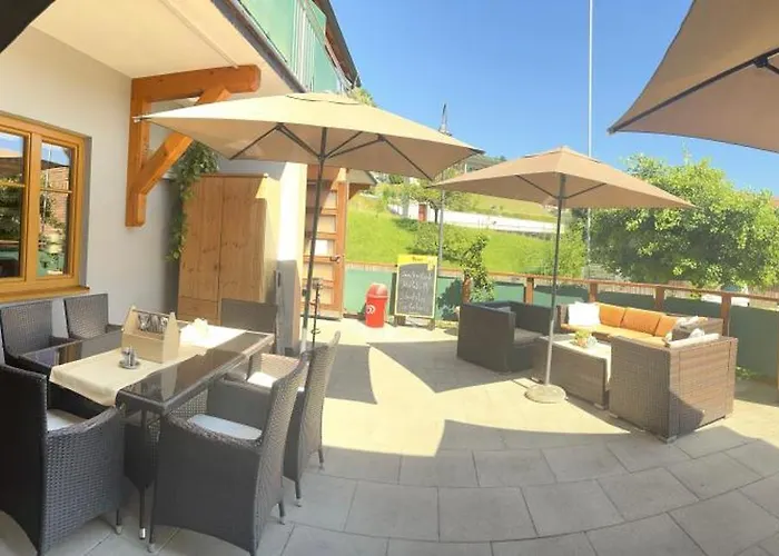 Rebenlandhof بيت ريفي ليوتسشاخ