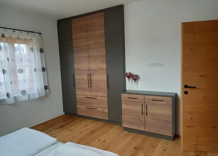 بيت ريفي Rebenlandhof 4*