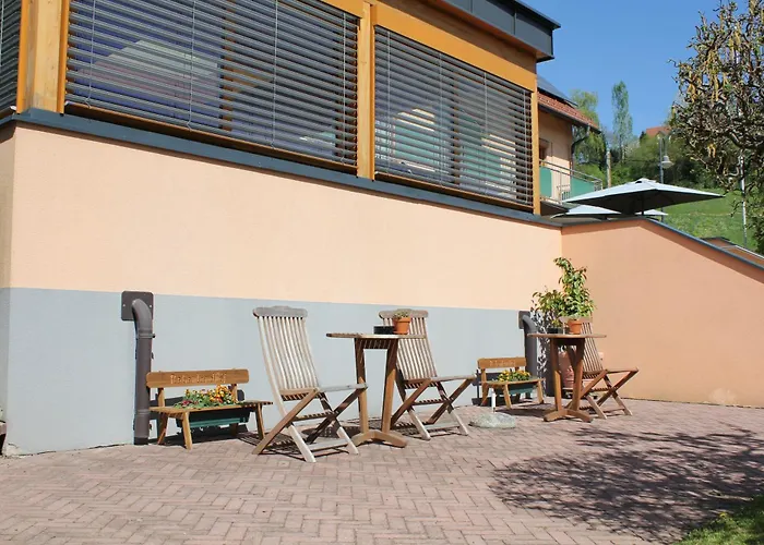 Rebenlandhof بيت ريفي ليوتسشاخ