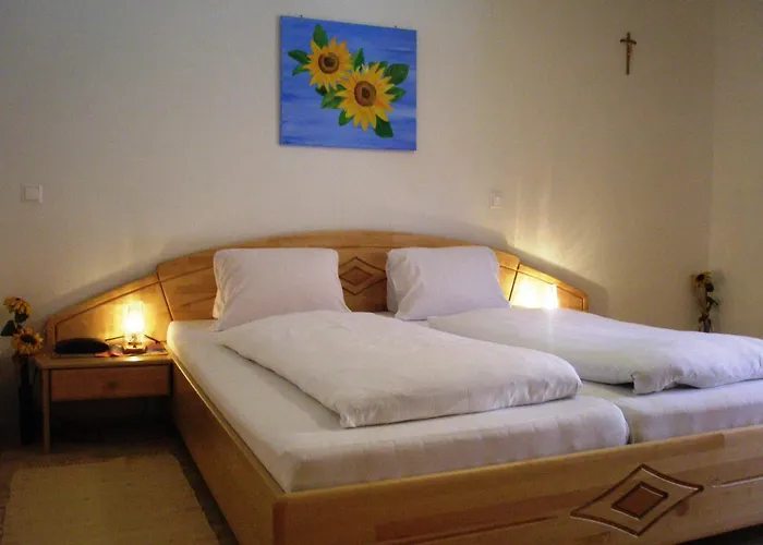 Rebenlandhof بيت ريفي 4*