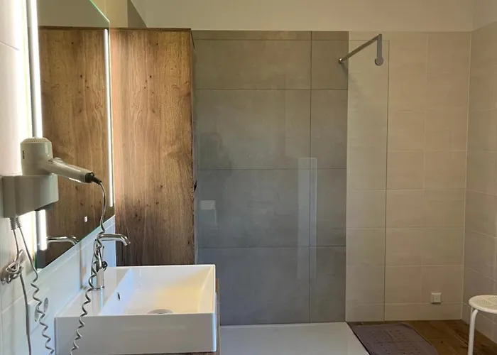 Rebenlandhof بيت ريفي ليوتسشاخ